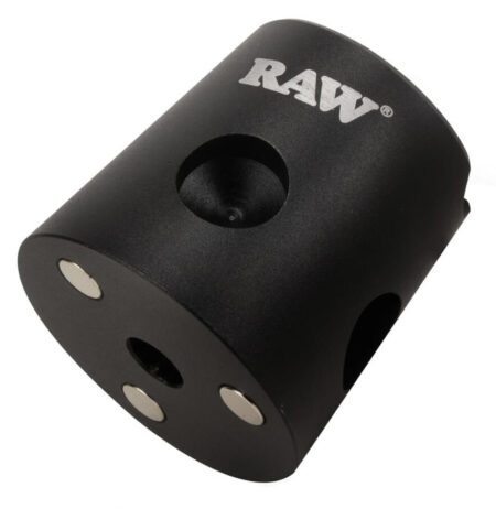 La Magnetic Cone Snuffer RAW è l'accessorio portatile per spegnere i joint, mantenere in ordine lo spazio fumatori e godere di praticità e funzionali